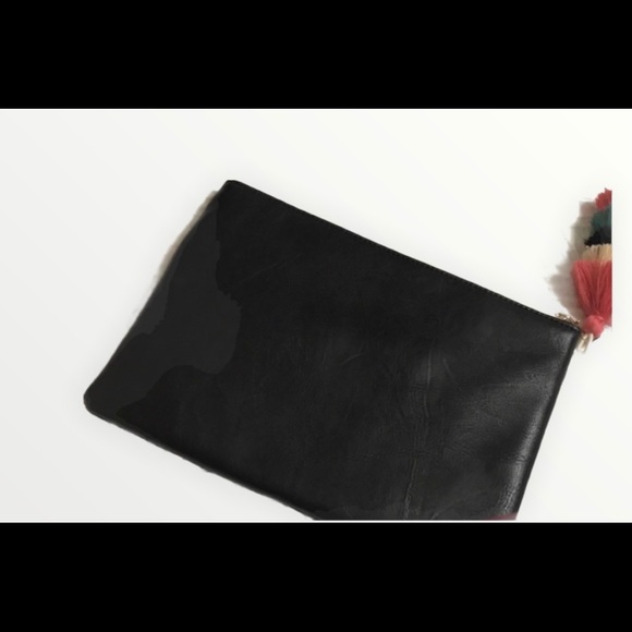 NWT Mali + Lili Vegan Leather Embroidered w/ Tassel Clutch - Picture 3 of 3